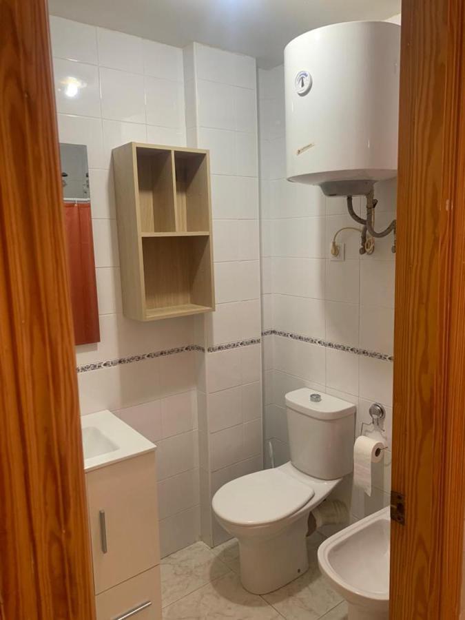 Alquilo Hermoso Apartamento En La Paradisiaca Oropesa Del Mar, 2Habitaciones, 1 Bano, Cocina, Salon, Aire Acondicionado Y Balcon A 400 Metros De La Playa Morro De Gos, Muy Cerca De Supermercados, Comercios Y Bares Oropesa del Mar Exterior foto